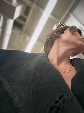 Kate-Paul: απευθείας συνομιλία ΧΧΧ