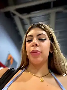 abyyhills Chat XXX in diretta