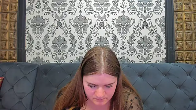 LissaBigTitts Adlı Modelin Canlı XXX Sohbeti