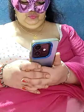 tamilthanushri 现场XXX聊天