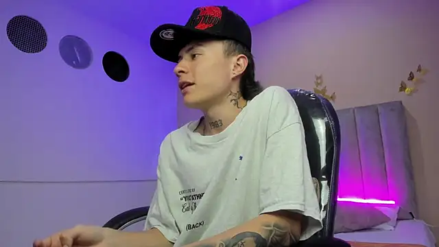 Nascary_Fox Live XXX Chat