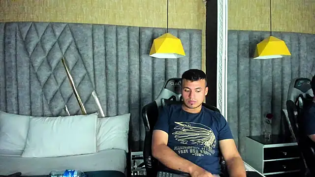 Webkamerová show AronGarcia