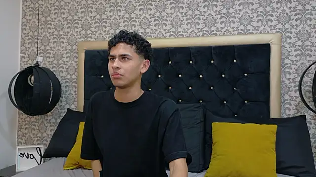 Dark_Sultan webkamerás műsora