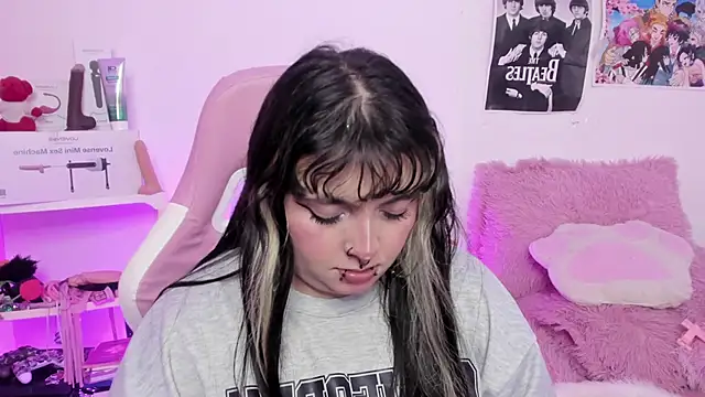 Sachi_Meow 即時 XXX 聊天