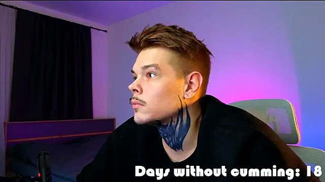 DENIS_HERE Live XXX Chat