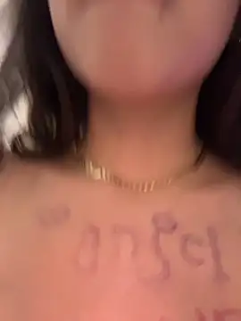 TeaseDollXXX élő XXX-chatje