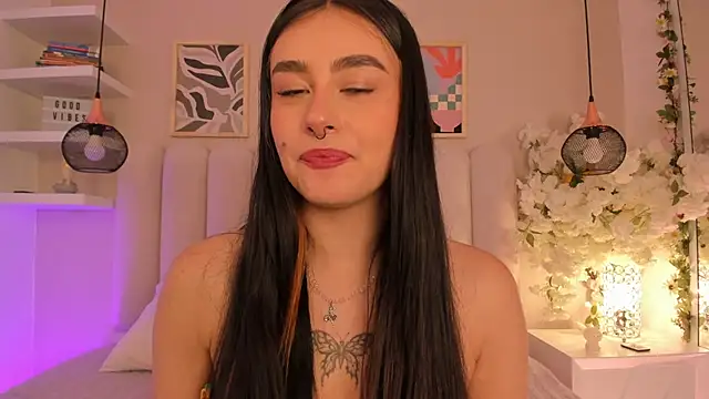 cute__cherry_ Adlı Modelin Canlı XXX Sohbeti