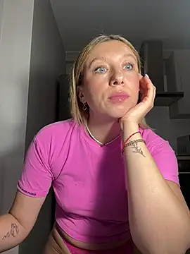 Kittie_Valentine's Live XXX Chat