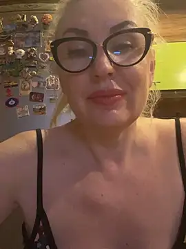OliviaDancequeen webcam show