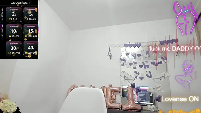 Онлайн чат XXX esmeraldamfc