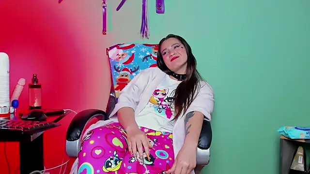 Chat +18 de hazz_smith_ ao vivo