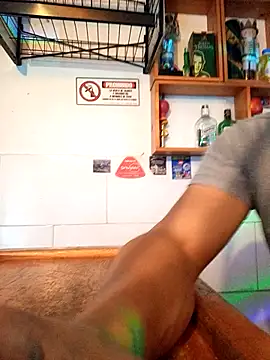 Chat +18 de themorenofit08 ao vivo