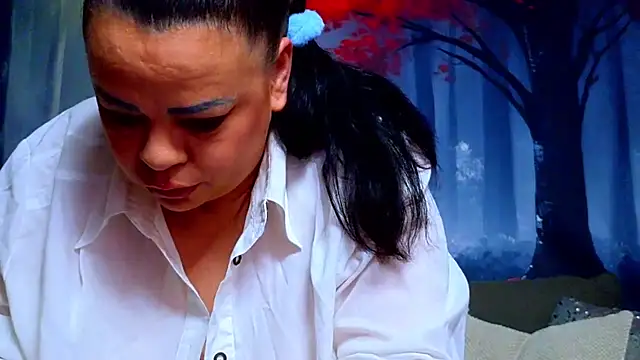 ElizabethEven Chat XXX in diretta