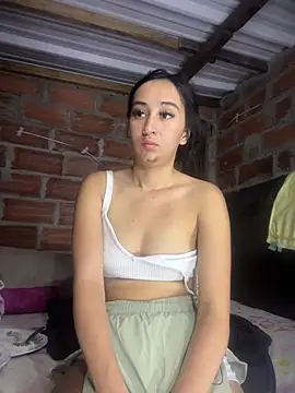 แชท XXX สดของ RAKEL37