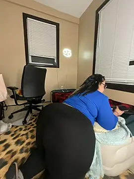 Tillymarie 现场XXX聊天