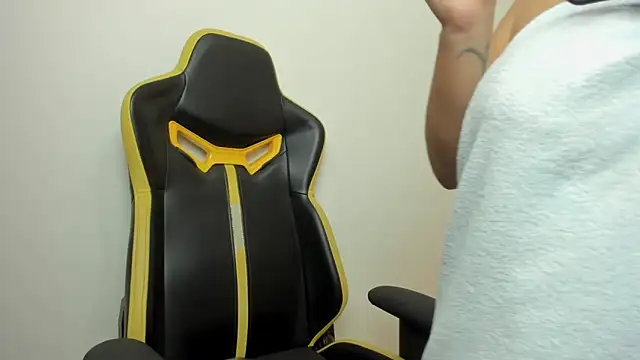 Chat XXX Live yesenia_villan