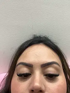 lariic's Live XXX Chat