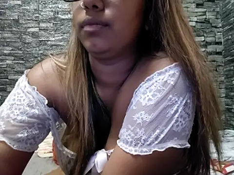 Indiasfantasy_'s Live XXX Chat