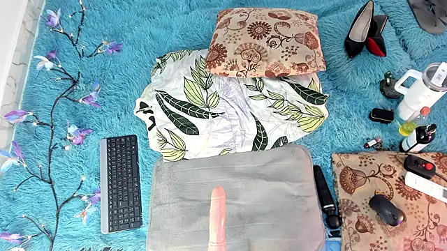 Chat +18 de Eilin_clio ao vivo