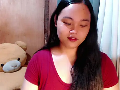 _Lylia 即時 XXX 聊天