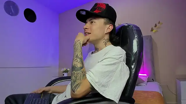 Nascary_FoxのライブXXXチャット