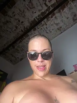 alicetgirlbr Chat XXX in diretta