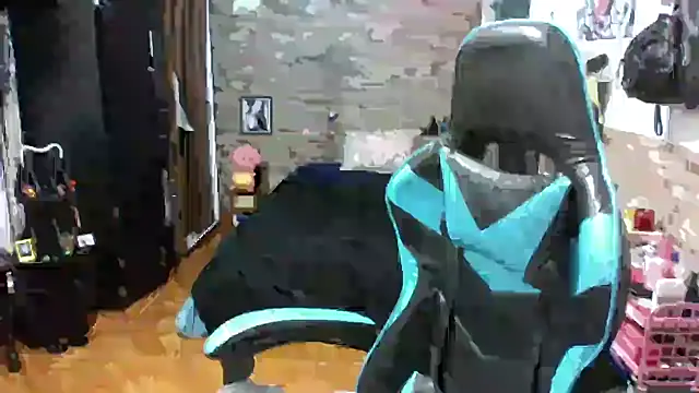 Онлайн чат XXX AngelaQueen_