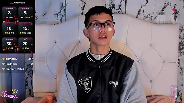 Онлайн чат XXX Prince_Apolo