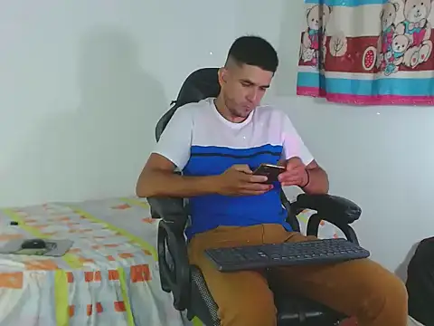 แชท XXX สดของ _Grasshopper