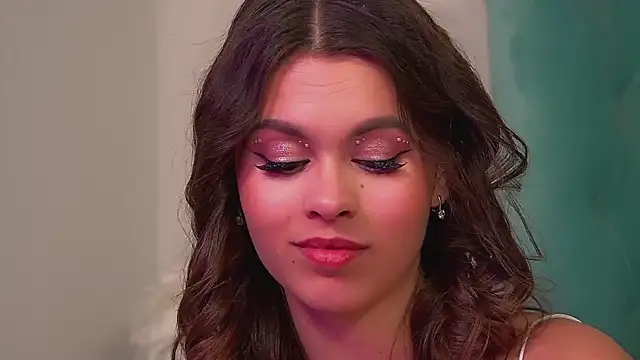 PollyLanders Show in webcam