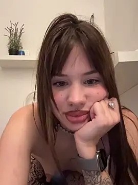 Show modela Lv_Sasha na web-kameri