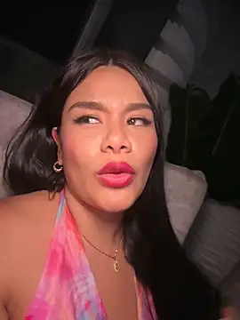 Онлайн чат XXX Issane_Peru