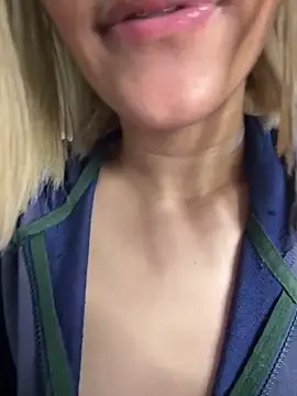 SweetBunnyGF Chat XXX live