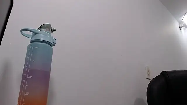 emiliaa_hot Obrolan Langsung XXX