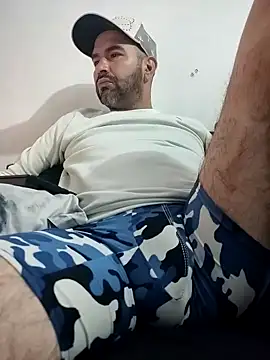 Pokazy przed kamerką – hairyandbigmann