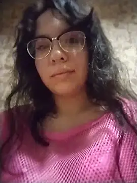 MiraSilvern 라이브 XXX 채팅