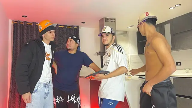 TheBatMansionのウェブカメラショー