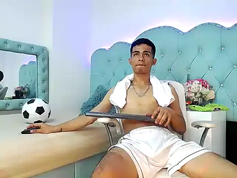 Apolo_Richards – Naživo XXX chat