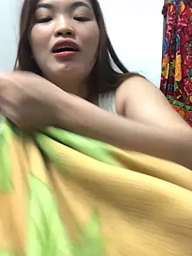 newbaby1 Show in webcam