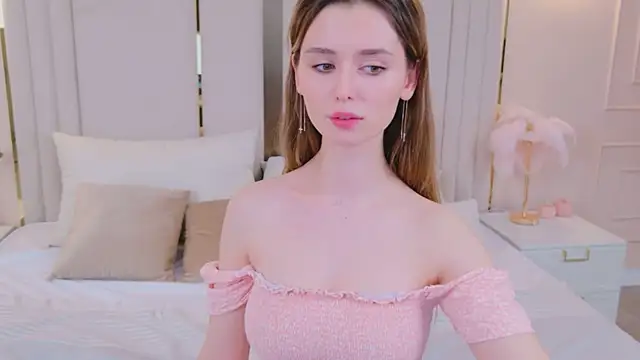 MarybethSnow's Webcam Show