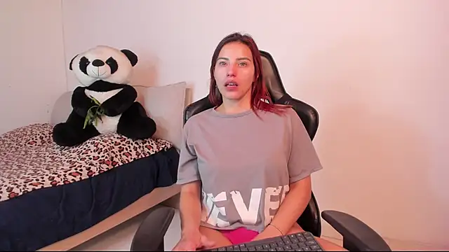 XXX chat uživo modela Arenne_rouse