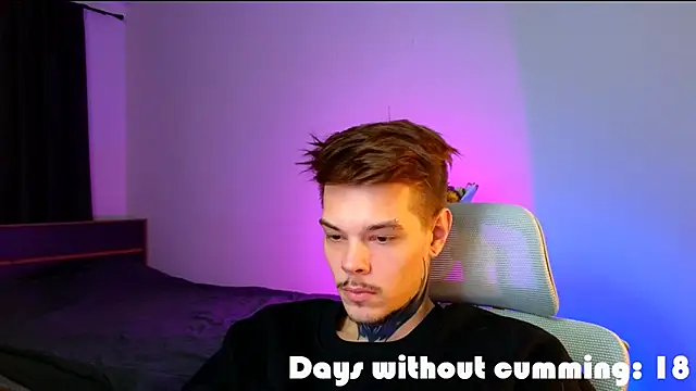 DENIS_HERE élő XXX-chatje