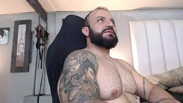 Chat +18 de bardock_1 ao vivo