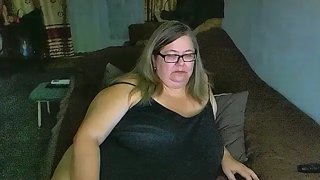 sex2 Adlı Modelin Canlı XXX Sohbeti