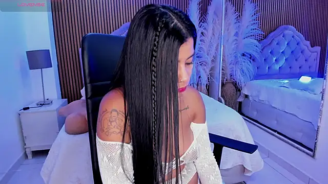 SelenaStonne 现场XXX聊天