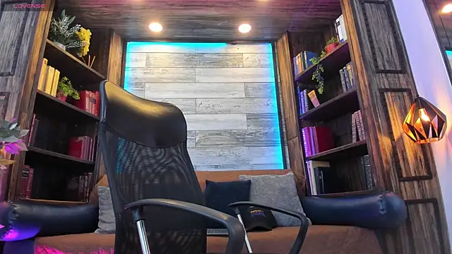 Donovan_Desmond Live XXX Chat