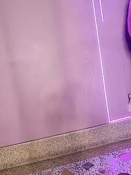 noty_girl2 网络视讯表演