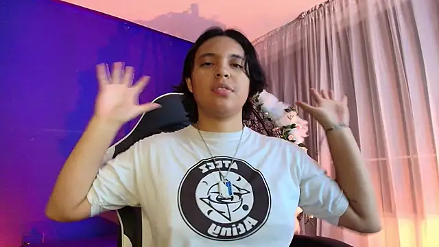 Emmapark_: онлайн-секс-чат