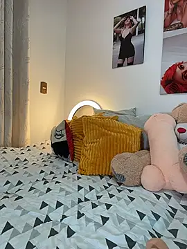 zafiro_mo0n 现场XXX聊天