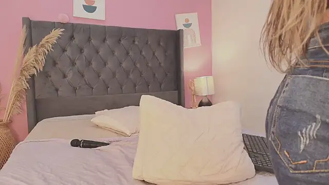 Alistoker Adlı Modelin Canlı XXX Sohbeti